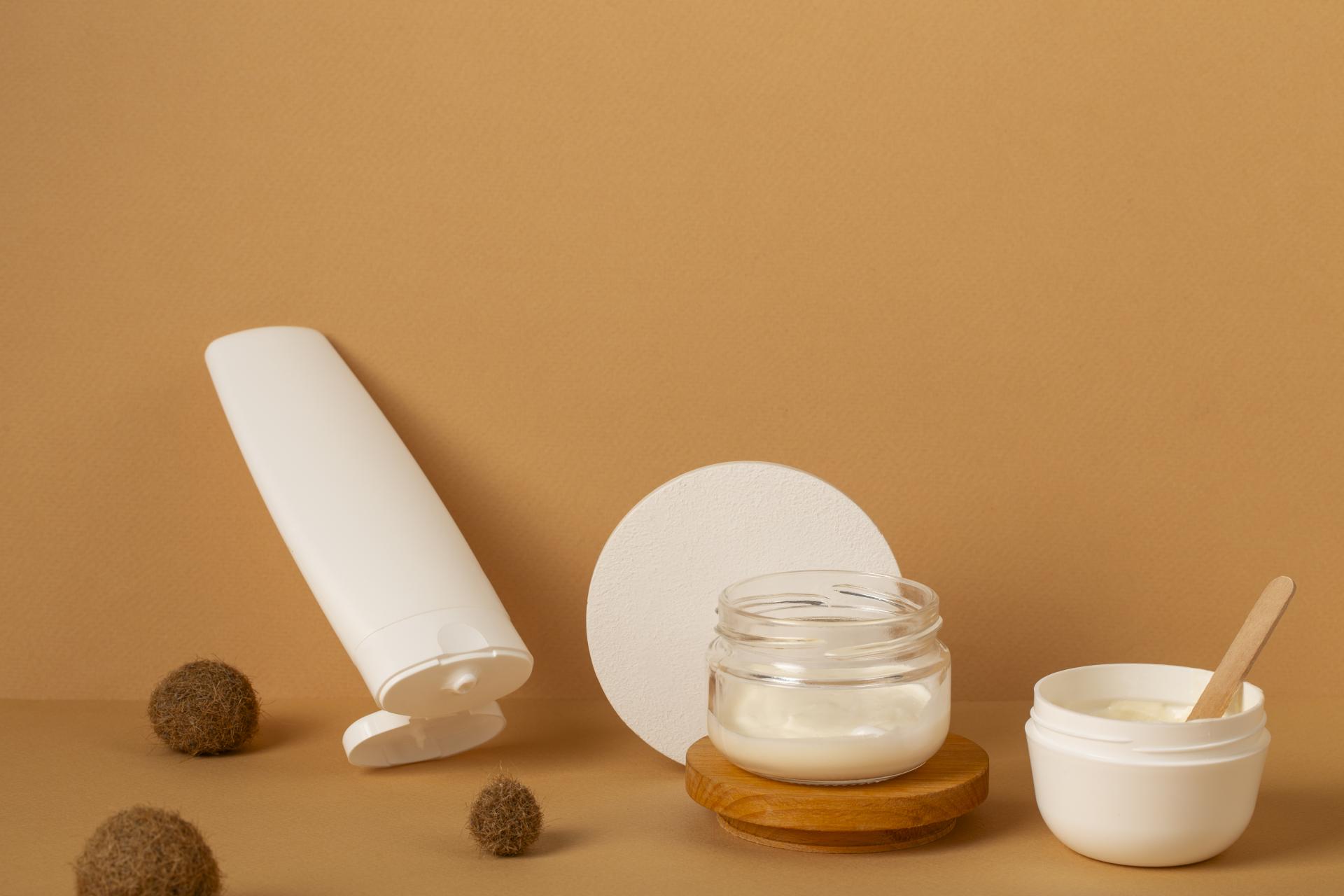 Still life refillable reusable container